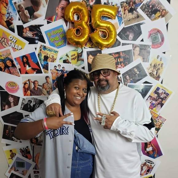 Meet your Posher, Mayan - Picture 1 of 1